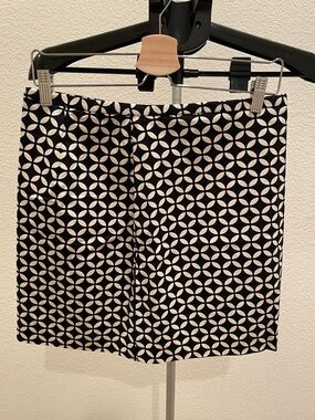 Cynthia Rowley Black and White Circular Print Mini Skirt